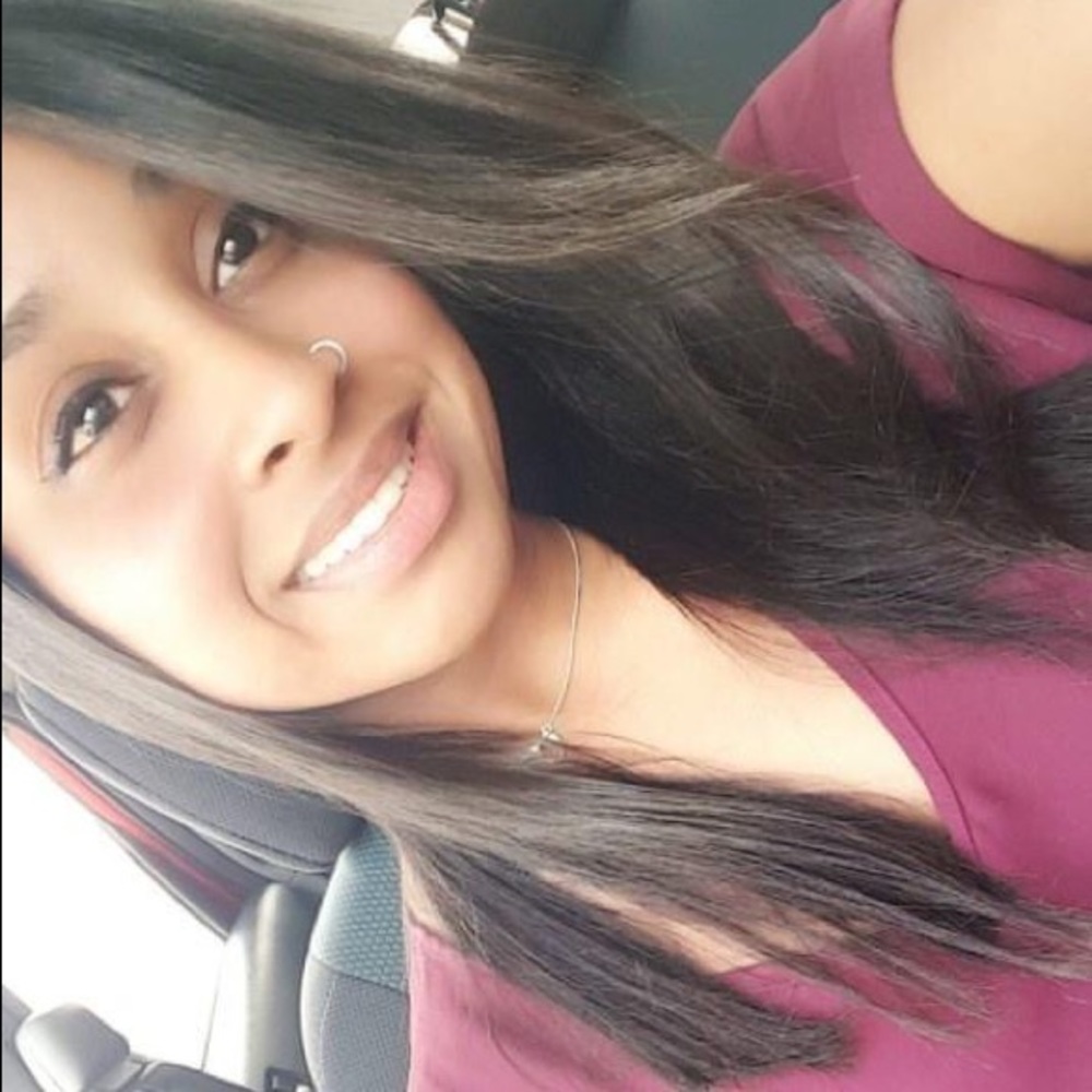 Meet your Posher, Liana
